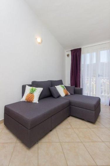 Apartman Belakusic 1 Grebastica Exterior photo