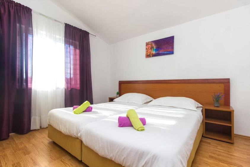 Apartman Belakusic 1 Grebastica Exterior photo